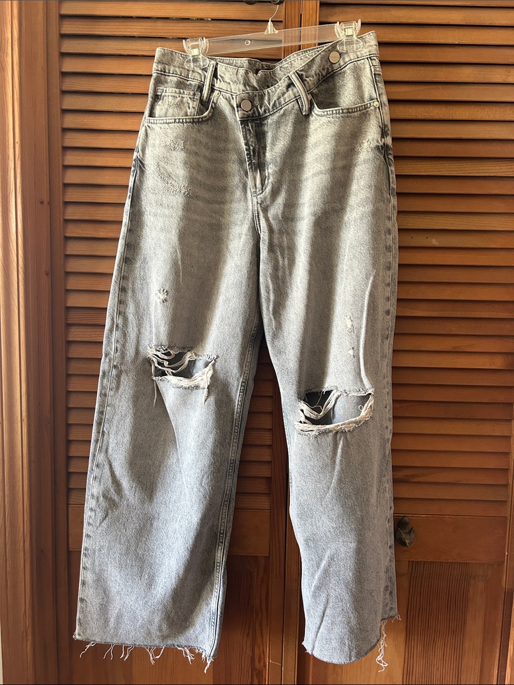 AllSaints Aki Crossover Light Gray Distressed Relaxed Jeans